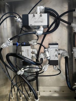 Apparecchiature per la pulizia a doppia camera di schermo, stencil, schermo di gomma, schermo microporo e altre piastre per stencil